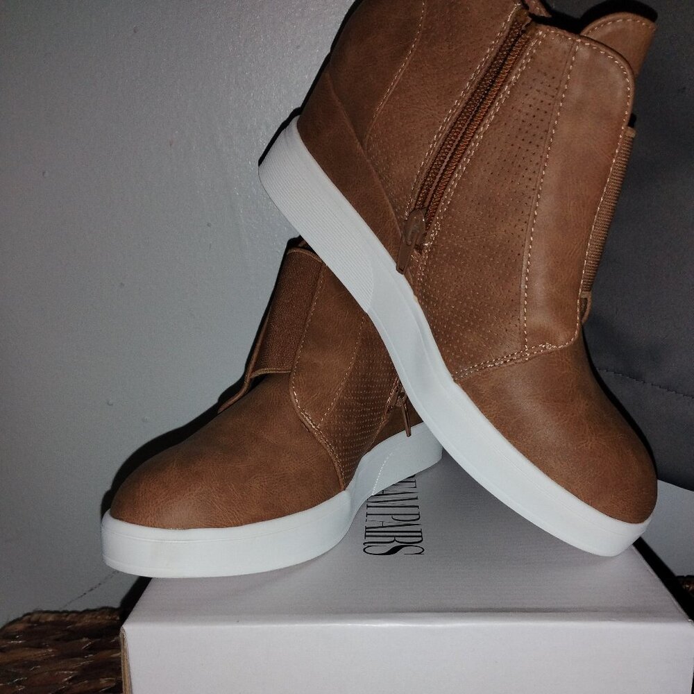 Wedge ankle boots size 7.5